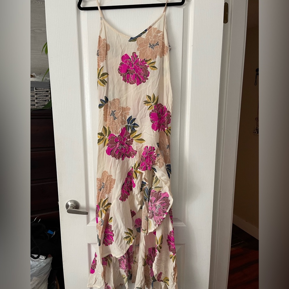Billabong floral maxi dress